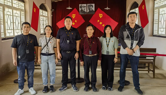 重溫黨史記憶，追尋紅色足跡--仙津黨支部組織參觀(guān)紅色基地